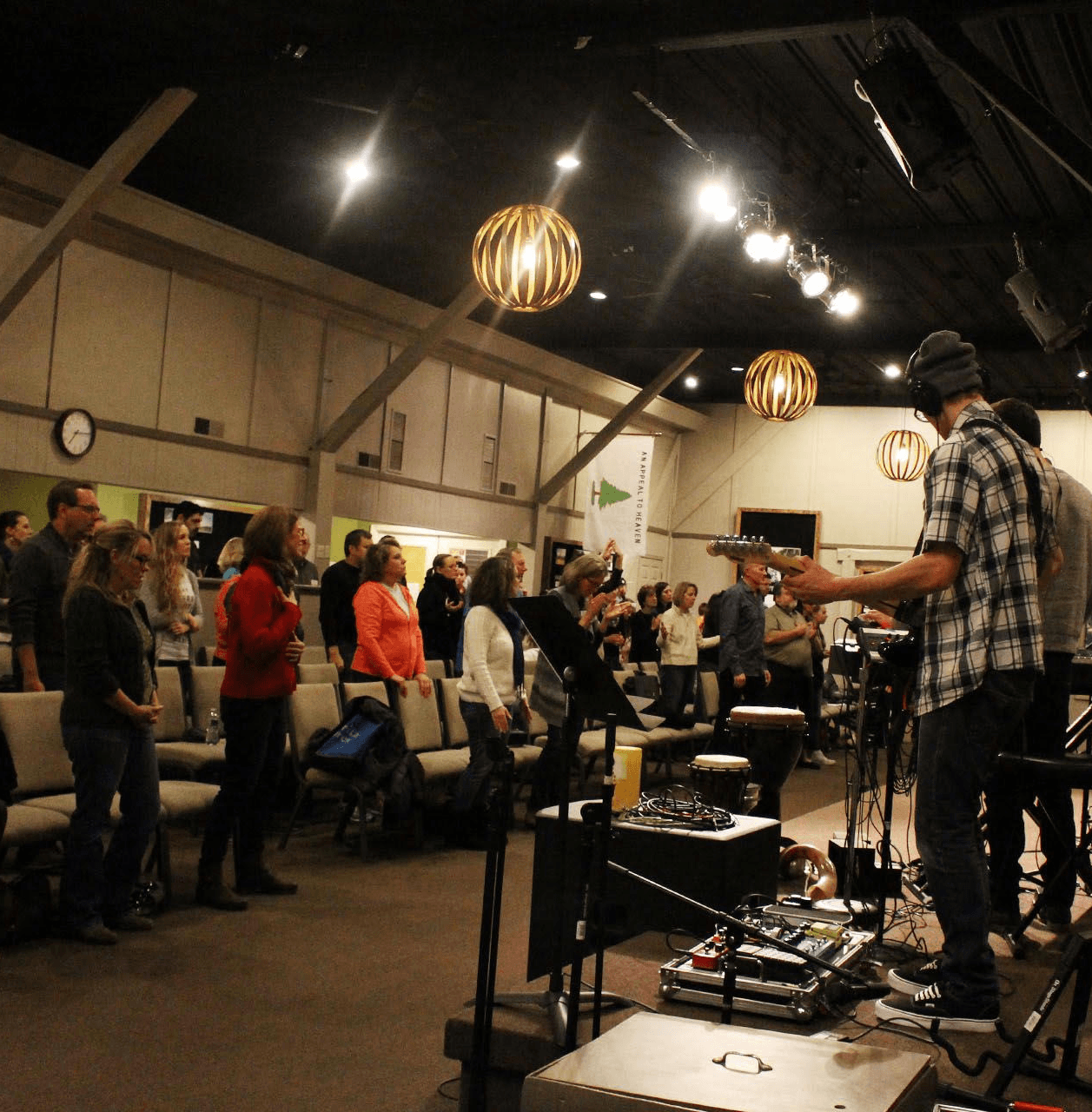 Gateway House of Prayer worship.